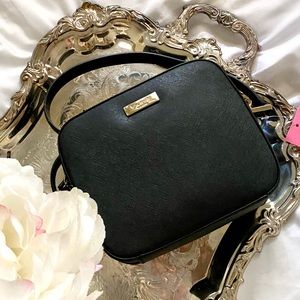 🎉HP🎉 Kate Spade ♠️ NWT $300 Black Crossbody Bag
